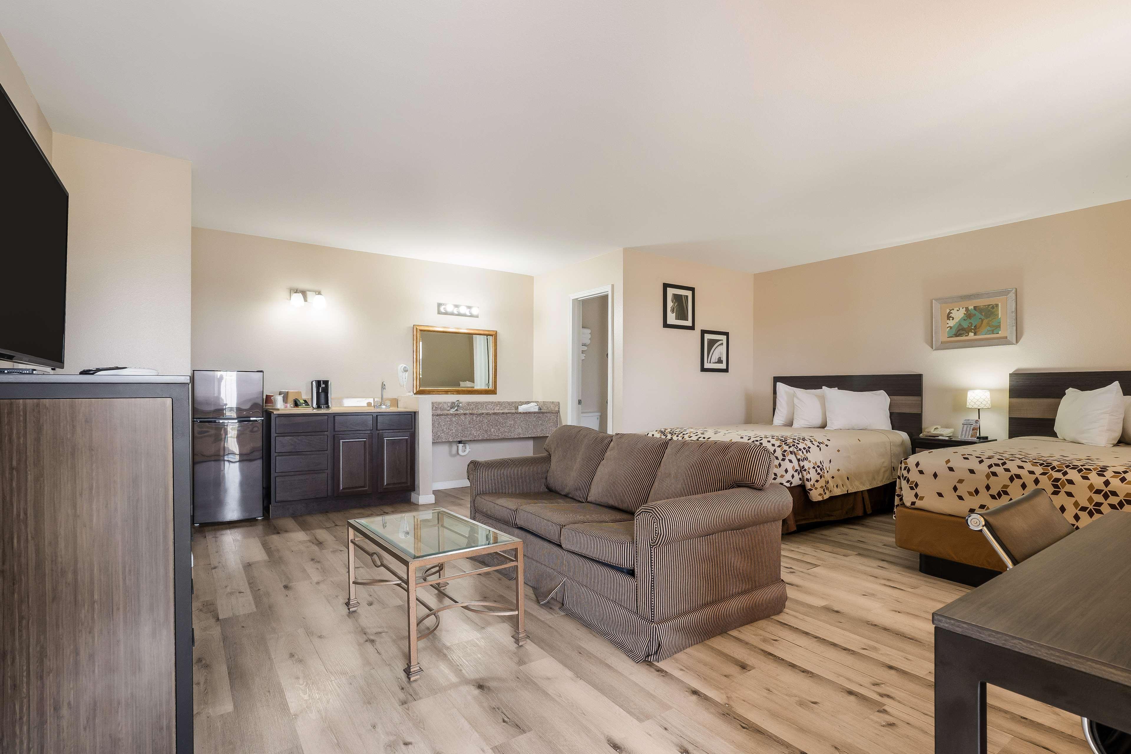 Americas Best Value Inn Refugio Экстерьер фото